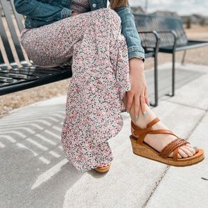 Baretrap cork wedge sandals